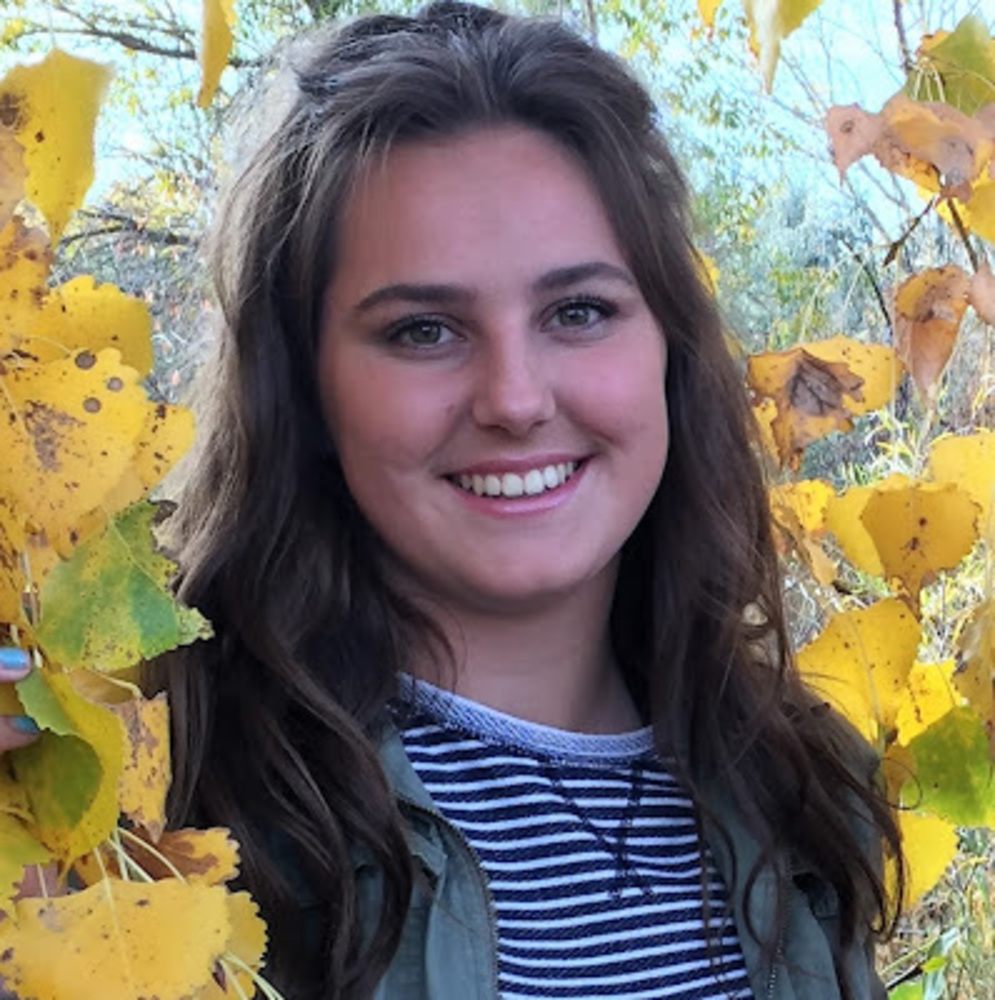 Meet your Posher, Evelyn